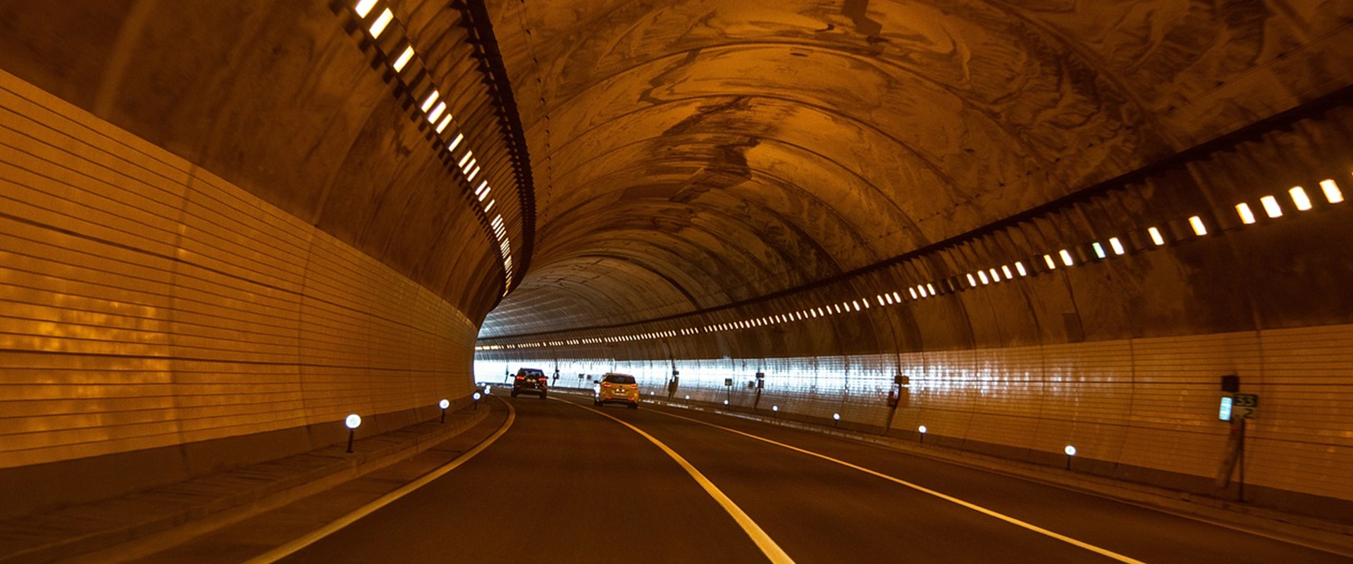 জোনেসল্যাল-এরল্যাশসেন্টেটল্যাঙ্কেটব্যবস্থা?